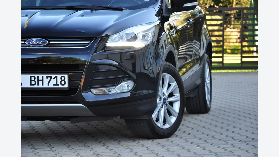 FORD Kuga -