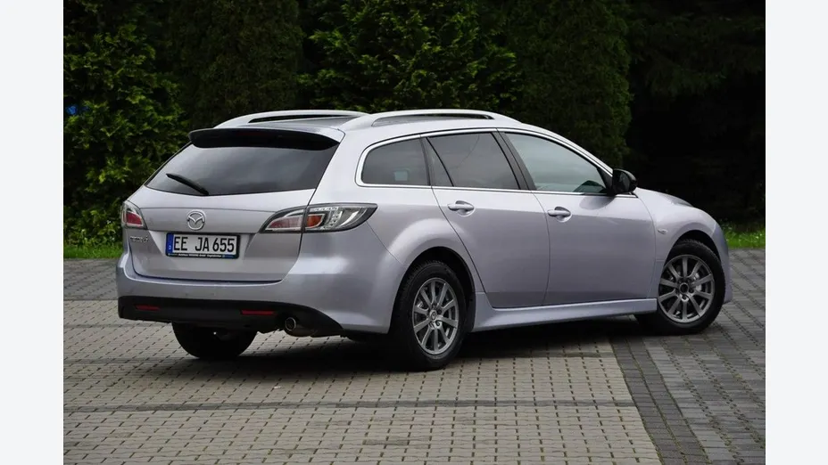 MAZDA 6 -