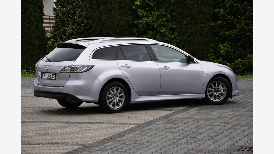 MAZDA 6 -