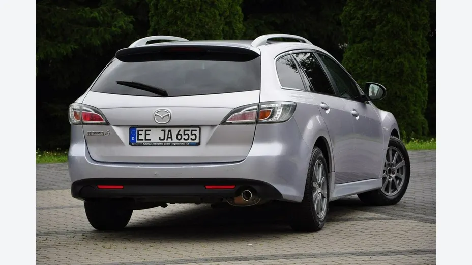 MAZDA 6 -