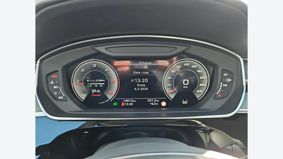 AUDI A8 -