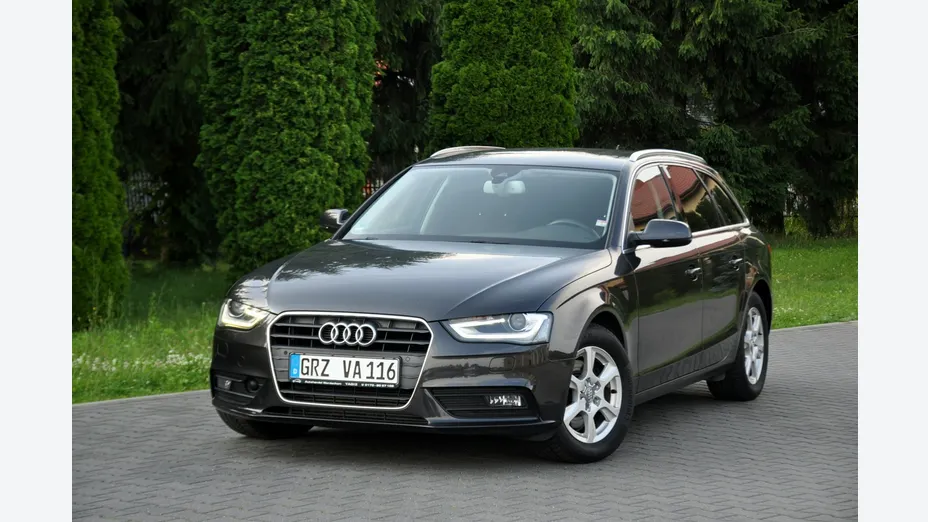 AUDI A4 -