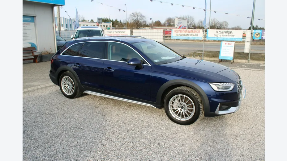 AUDI A4 -