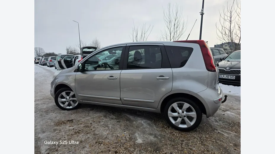 NISSAN Note -