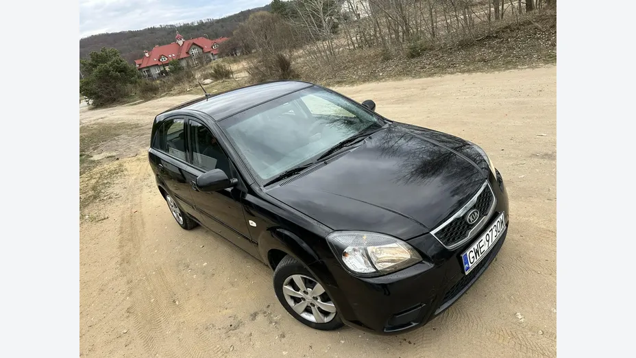 KIA Rio -