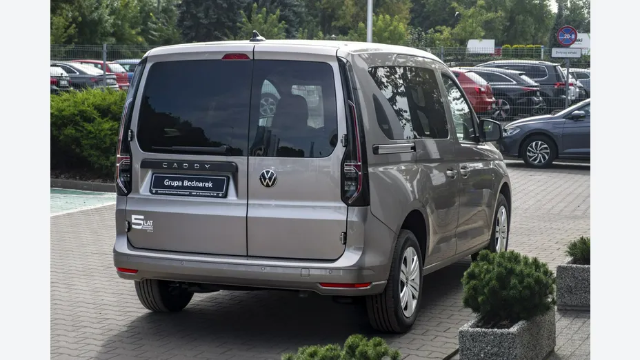 VOLKSWAGEN Caddy -