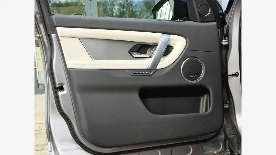 LAND ROVER Discovery Sport -