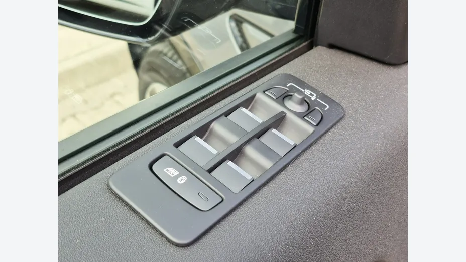 LAND ROVER Discovery Sport -