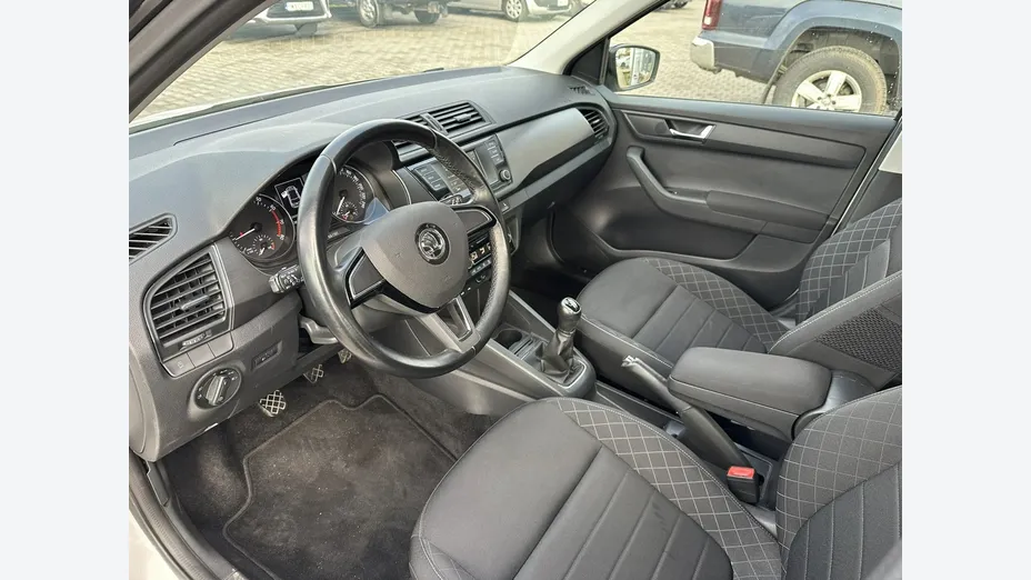 SKODA Fabia -