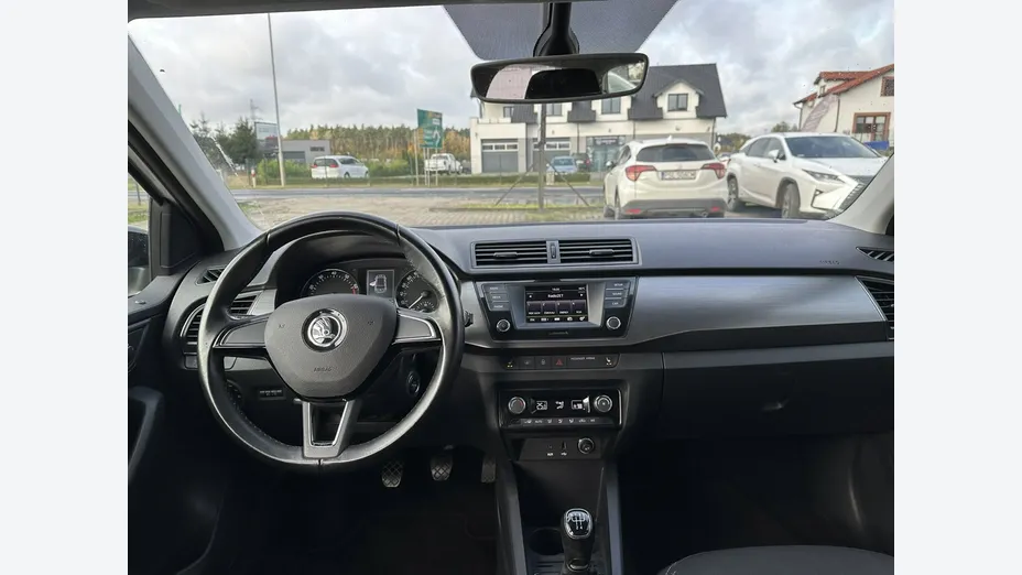 SKODA Fabia -