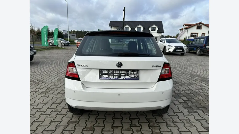 SKODA Fabia -