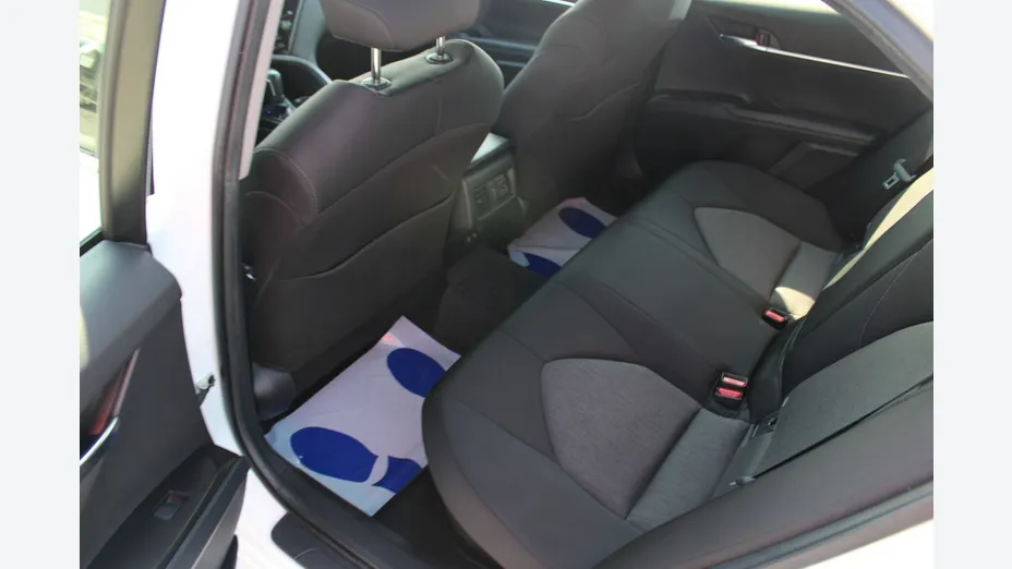 TOYOTA Camry -
