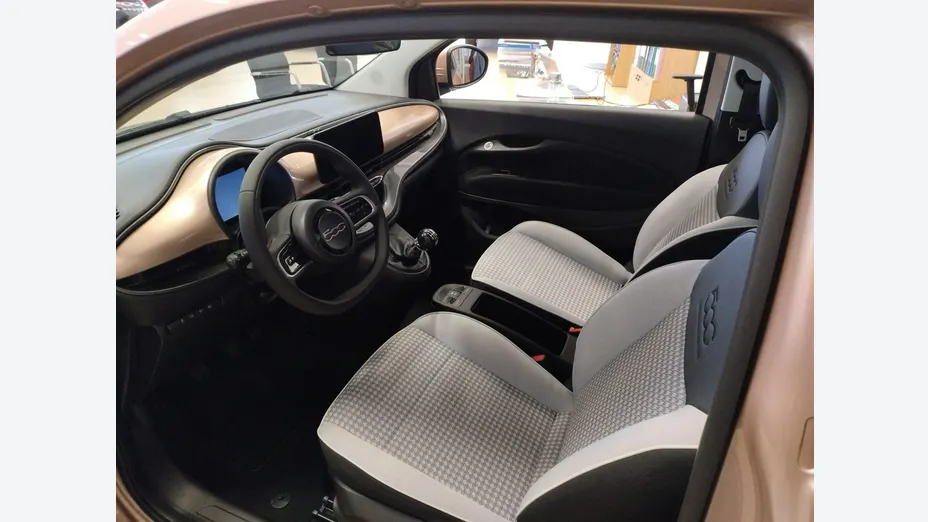 FIAT 500 -