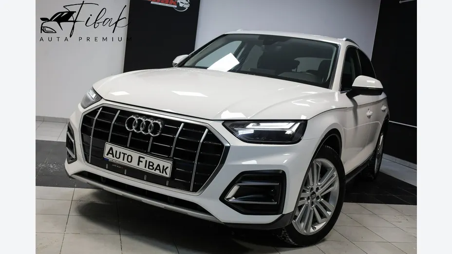AUDI Q5 -