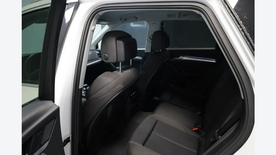 AUDI Q5 -