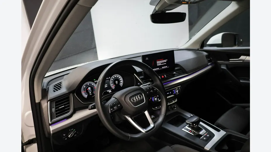 AUDI Q5 -