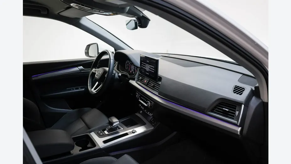 AUDI Q5 -