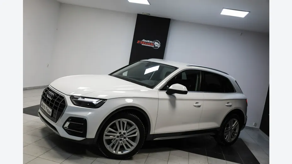AUDI Q5 -