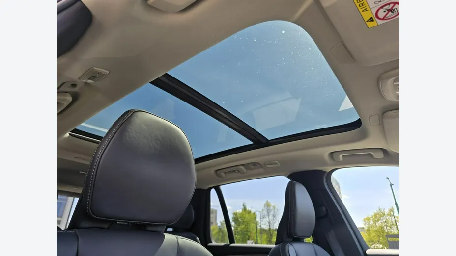 VOLVO XC90 -