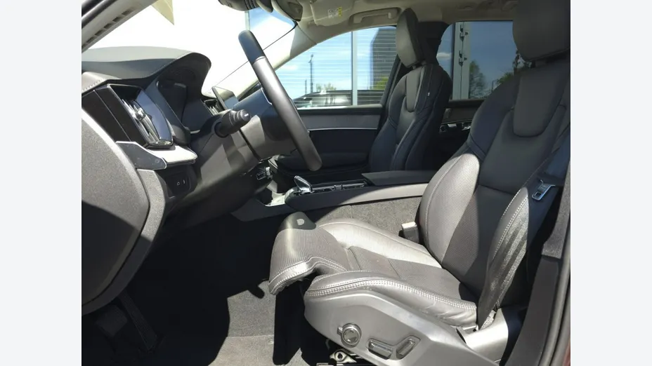 VOLVO XC90 -