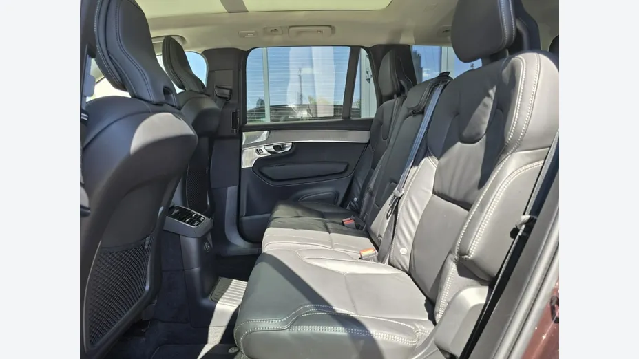VOLVO XC90 -