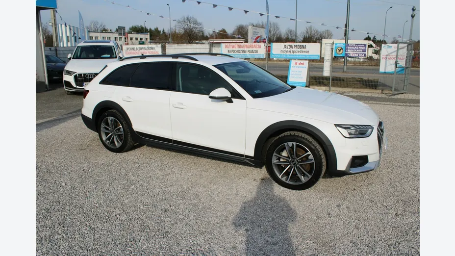 AUDI A4 -