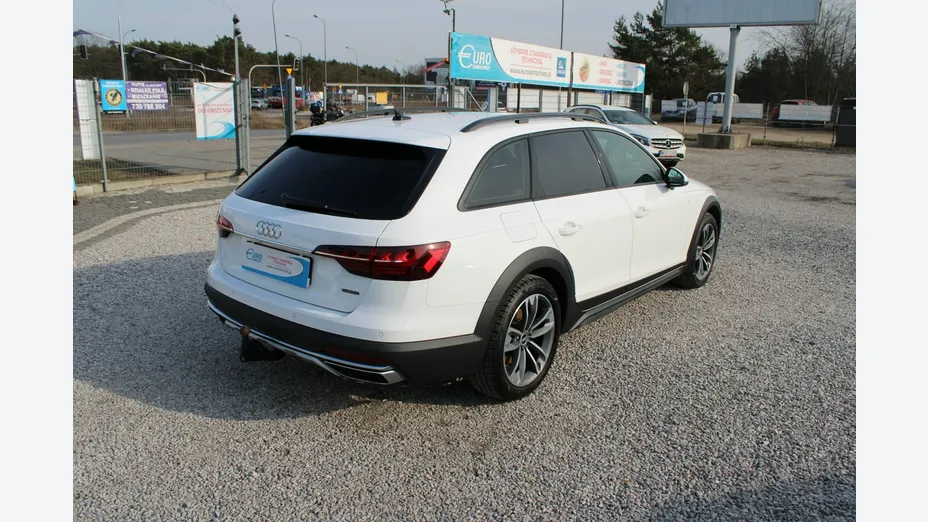 AUDI A4 -