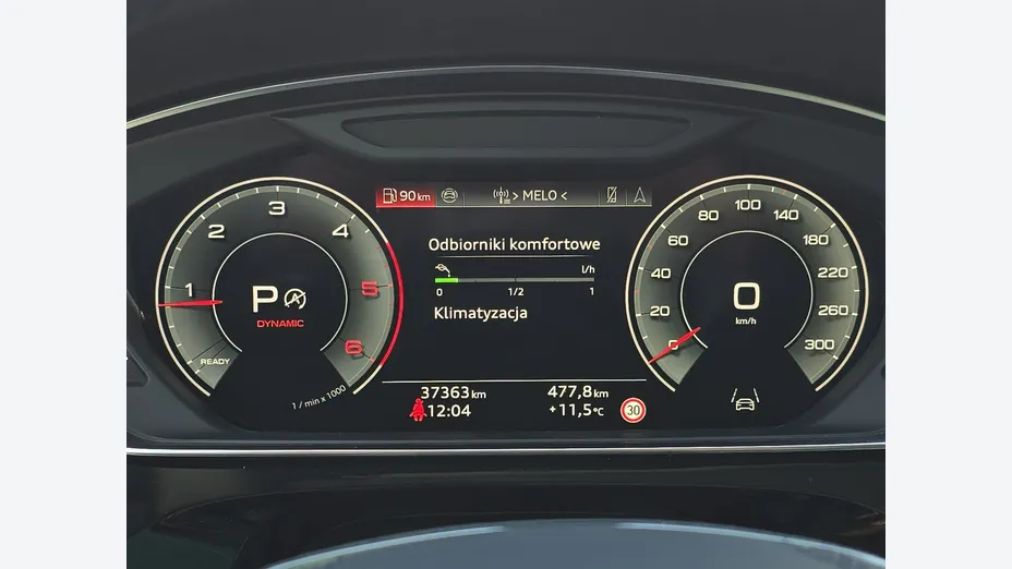 AUDI A8 -