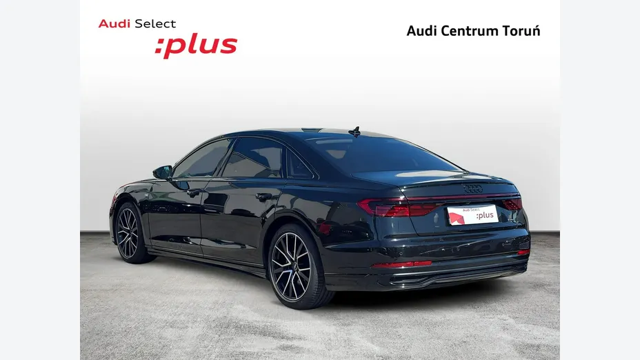 AUDI A8 -