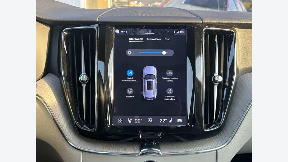 VOLVO XC60 XC60 T6 Plug-In Hybrid AWD Core aut