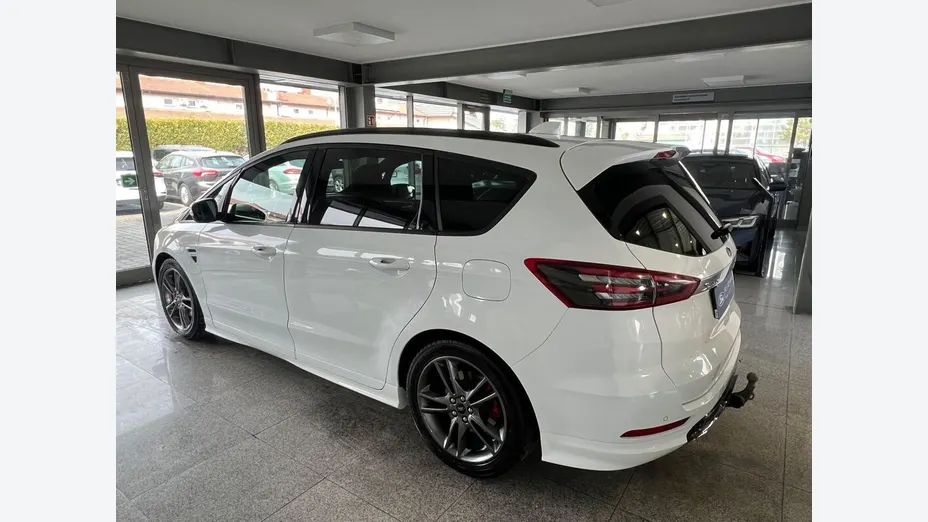 FORD S-MAX -