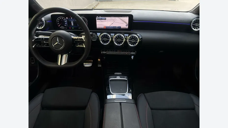 MERCEDES-BENZ A Klasa A 250 e PHEV AMG Line 8G-DCT
