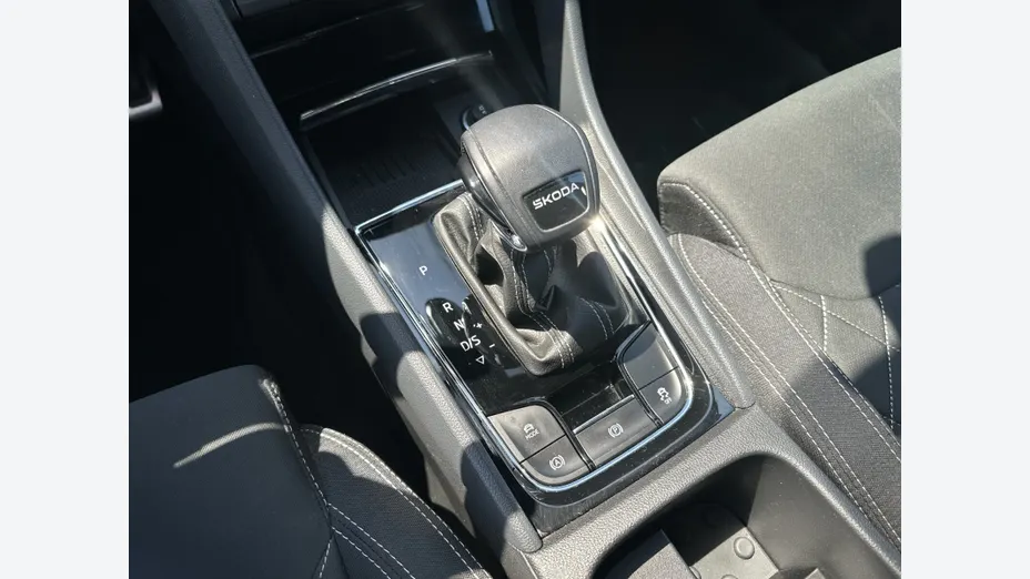 SKODA Karoq Karoq 1.5 TSI ACT Sportline DSG