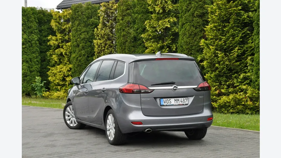 OPEL Zafira -