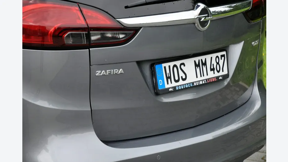 OPEL Zafira -