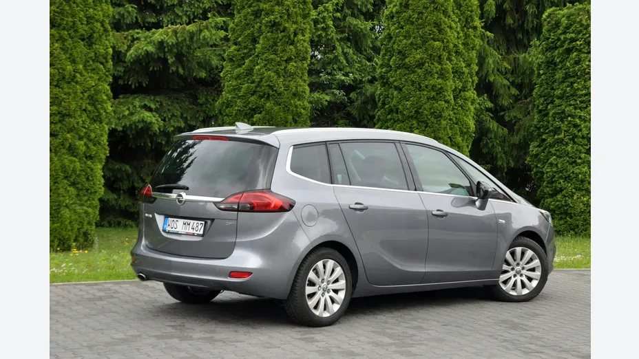 OPEL Zafira -