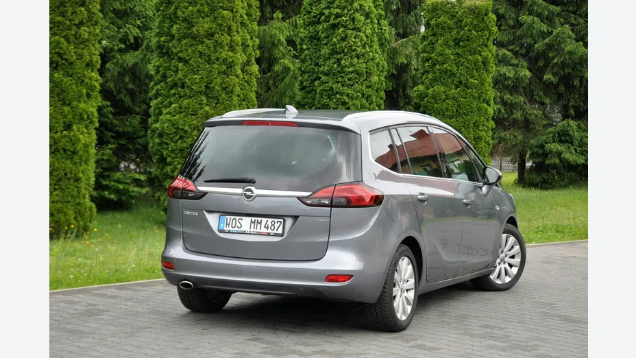 OPEL Zafira -