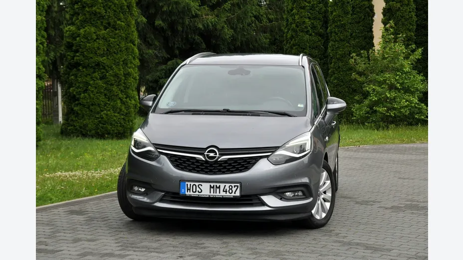 OPEL Zafira -