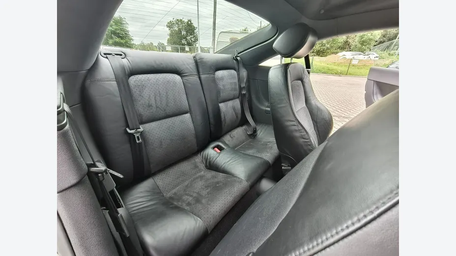 AUDI TT -