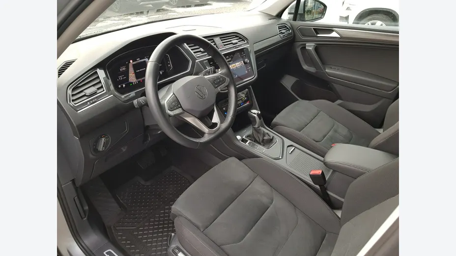 VOLKSWAGEN Tiguan Allspace -