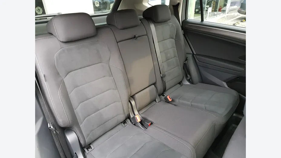 VOLKSWAGEN Tiguan Allspace -