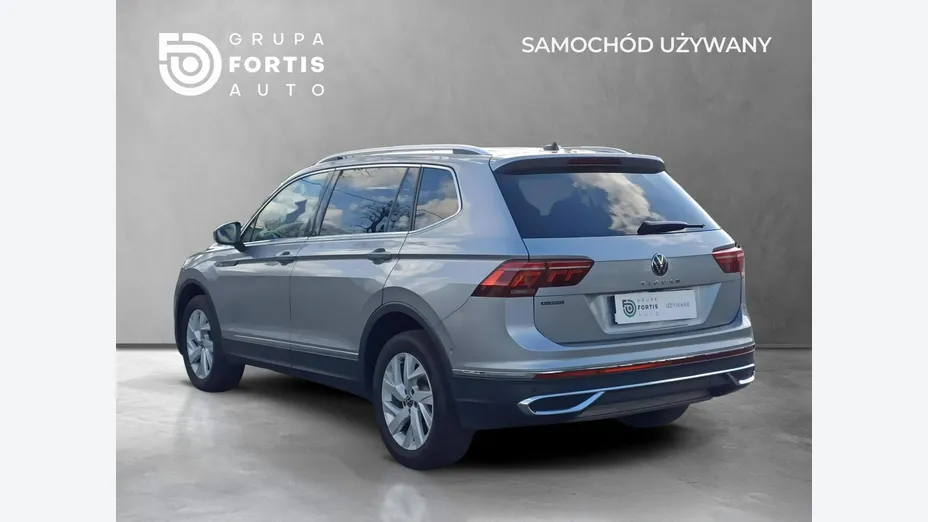 VOLKSWAGEN Tiguan Allspace -