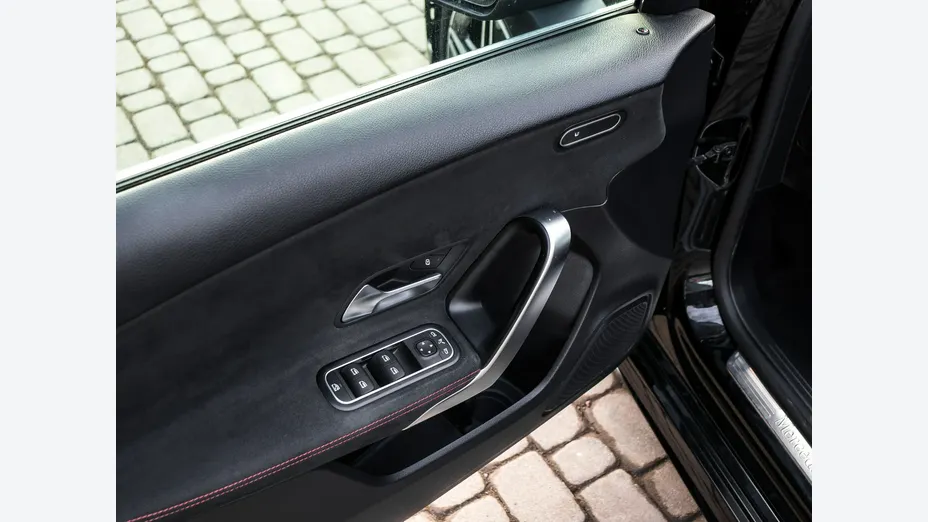 MERCEDES-BENZ A Klasa -