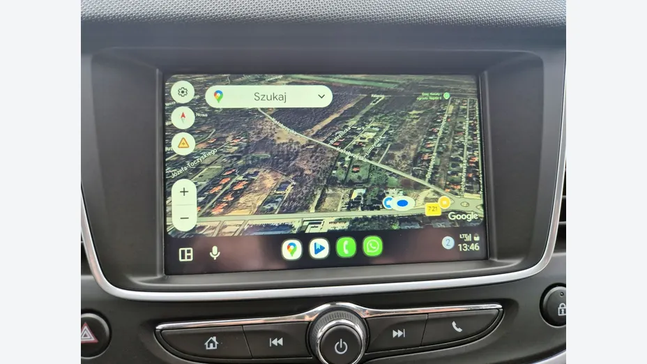 OPEL Crossland X -