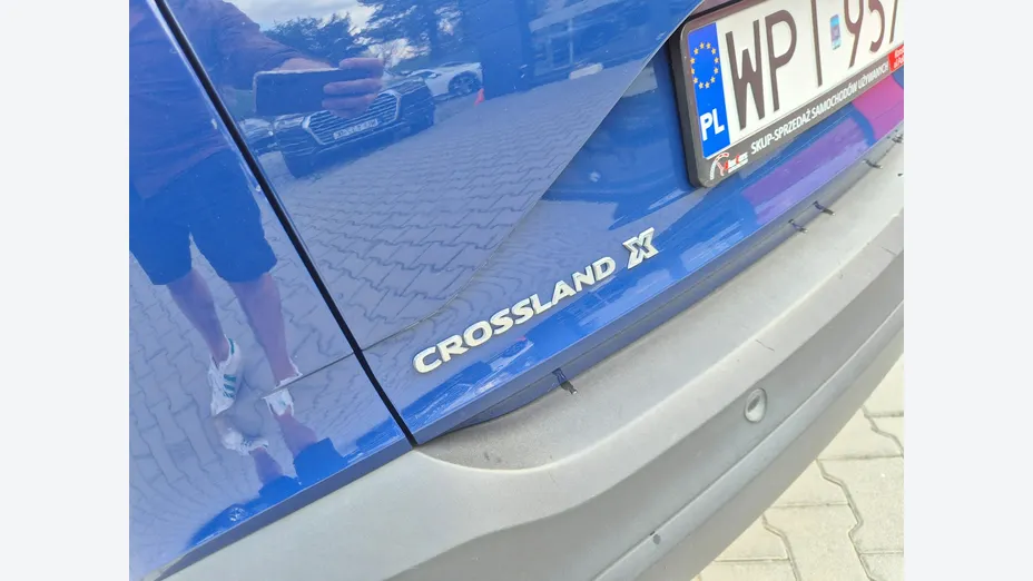 OPEL Crossland X -