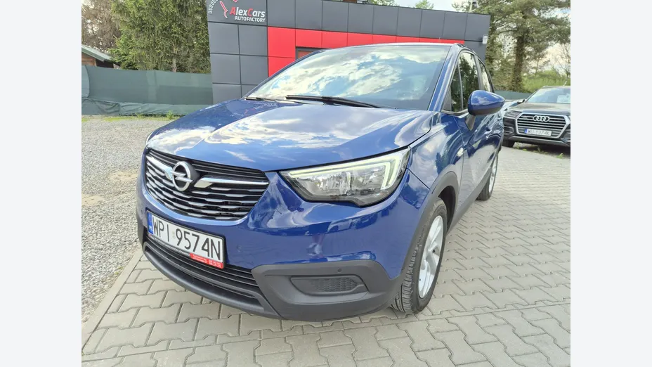 OPEL Crossland X -