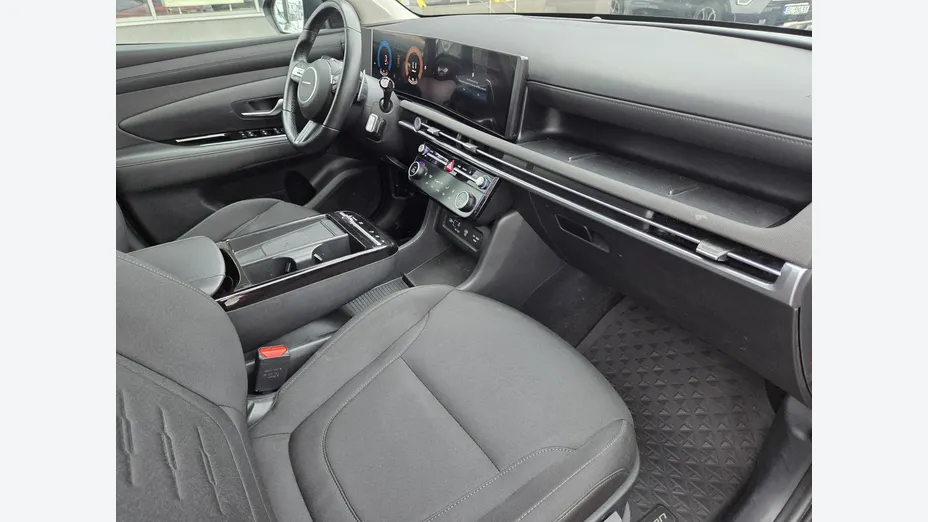 HYUNDAI Tucson -