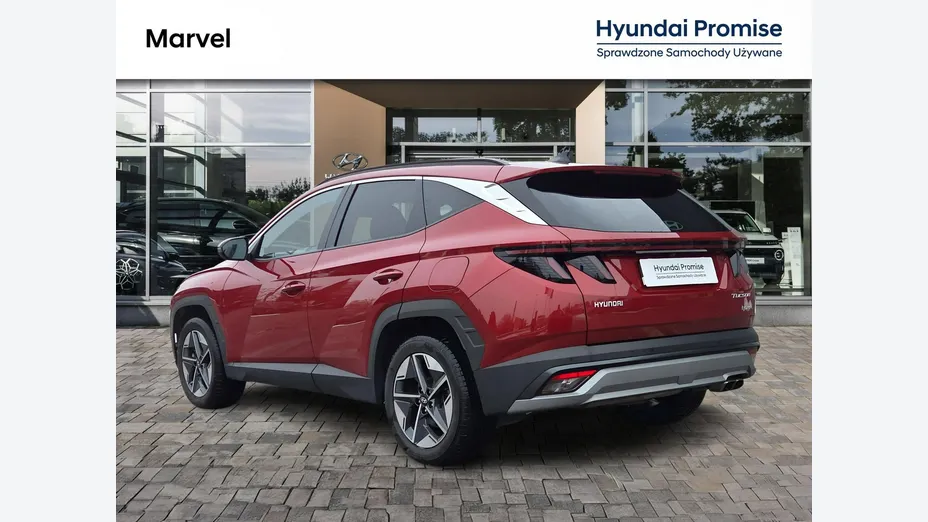HYUNDAI Tucson -
