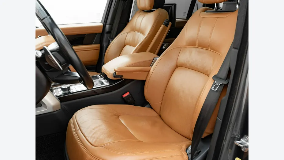 LAND ROVER Range Rover -
