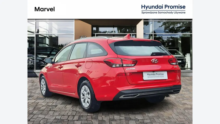HYUNDAI i30 -